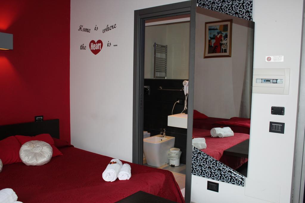 Crossing Roma 1 Hotel Bagian luar foto