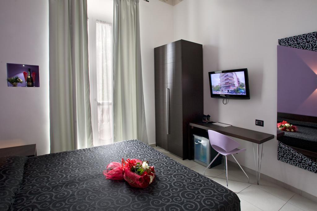 Crossing Roma 1 Hotel Bagian luar foto