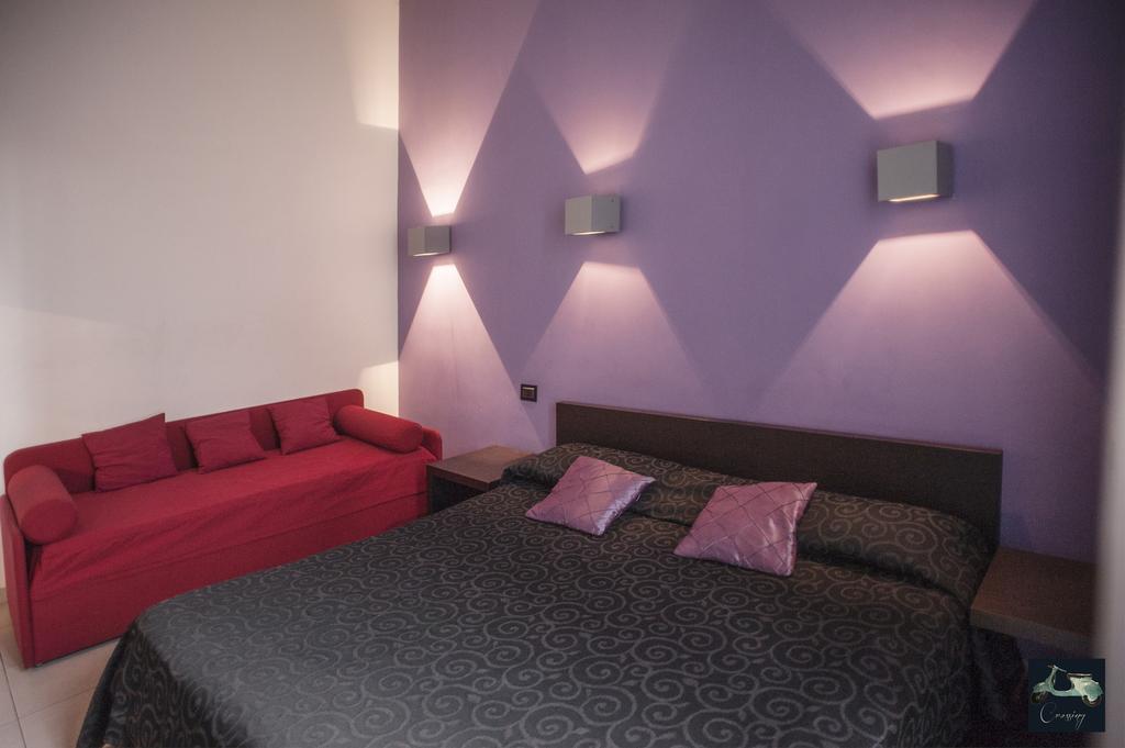 Crossing Roma 1 Hotel Bagian luar foto